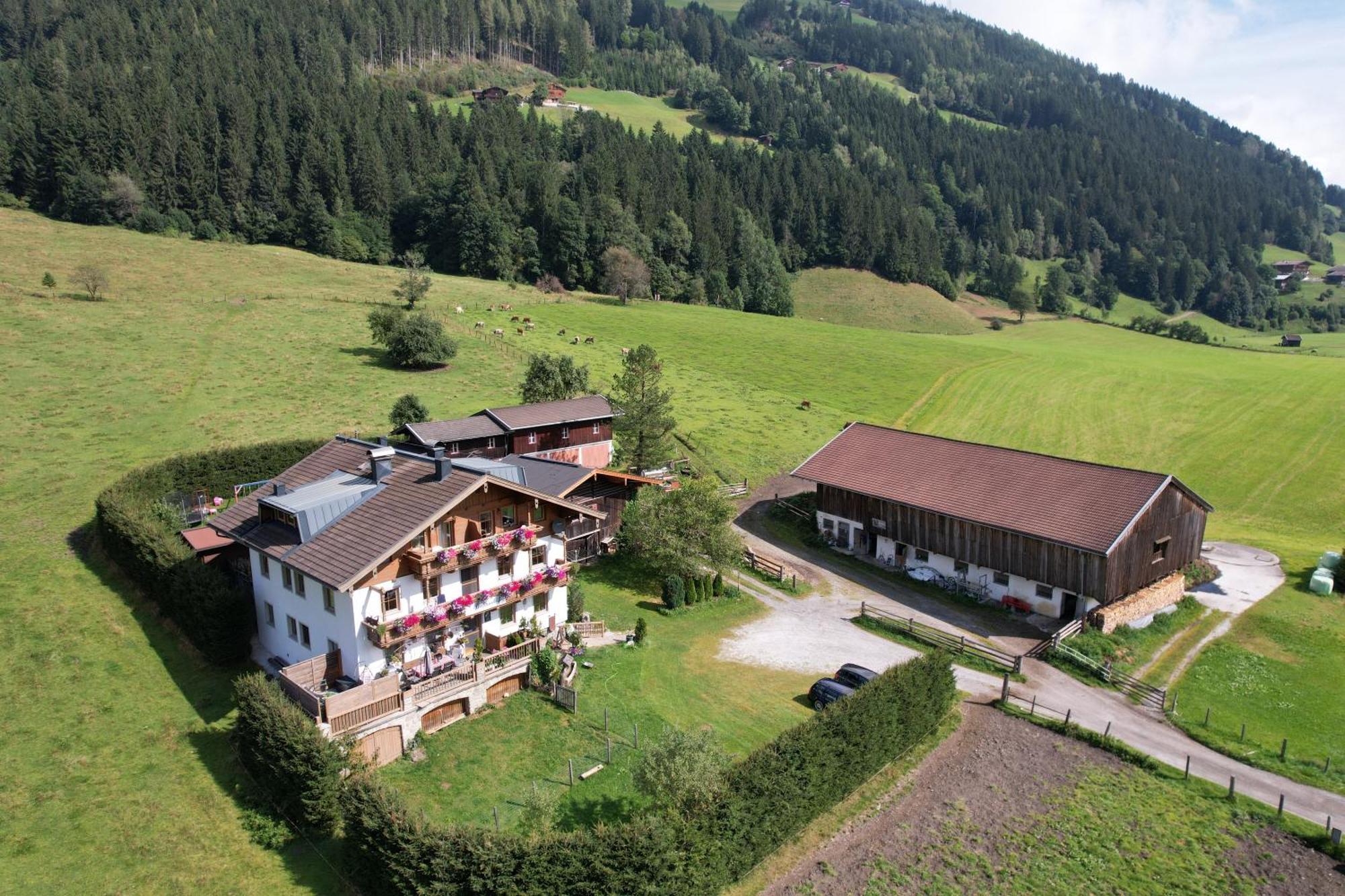 Ferienwohnungen Behamhof Neukirchen am Großvenediger 外观 照片